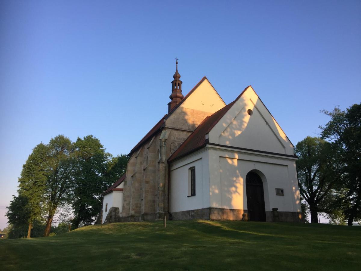 Dom Pod Orzechem Vila Łapczyce Exterior foto